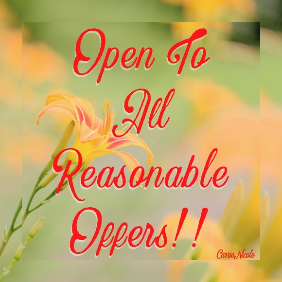 ✨ONLY REASONABLE OFFERS ARE BEING ACCEPTED!!✨10% < - Picture 1 of 3